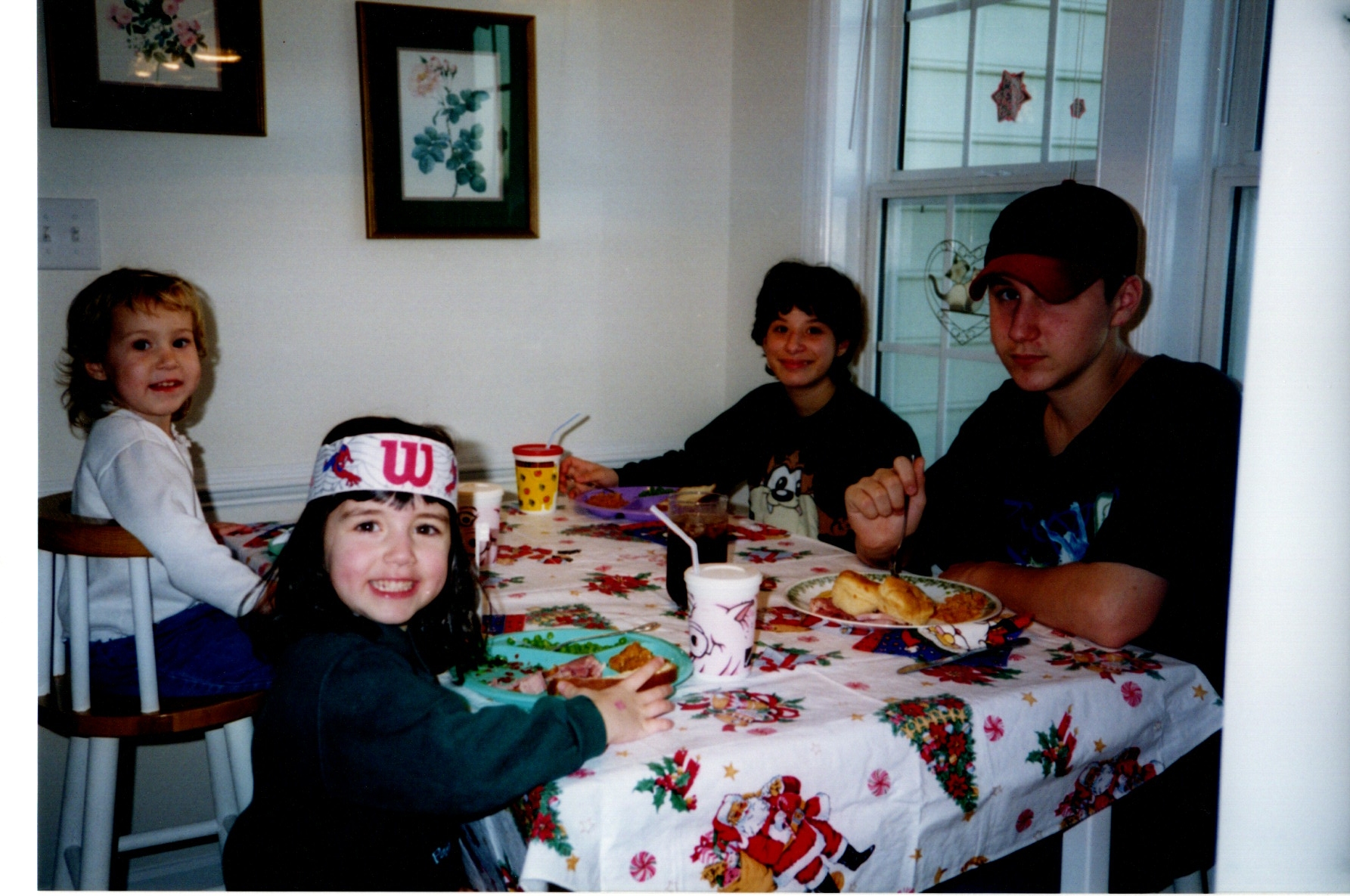 ./1997/12 - December/img05232020_355.jpg